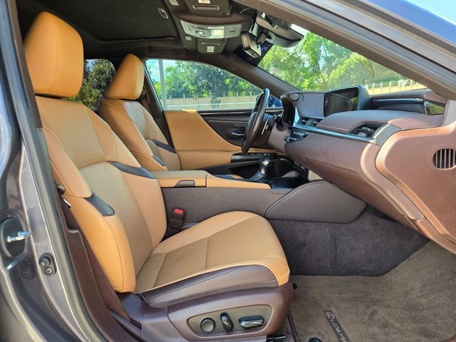 2020 Lexus ES ES 300h FWD