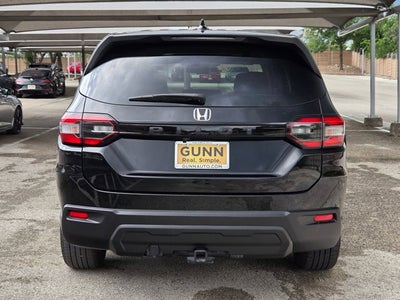 2023 Honda Pilot LX 2WD