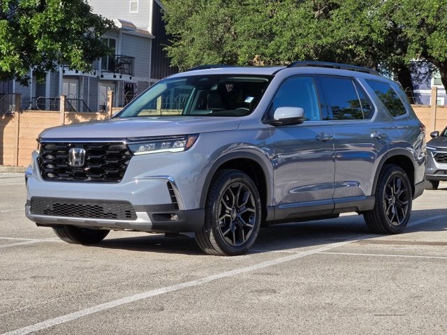 2025 Honda Pilot Touring 2WD