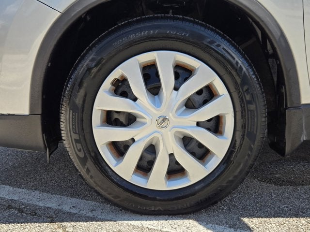 2016 Nissan Rogue FWD 4dr S