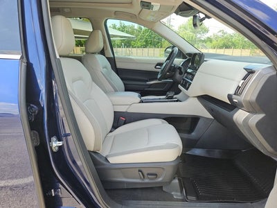 2022 Nissan Pathfinder SL