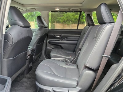 2025 Toyota Grand Highlander Platinum AWD