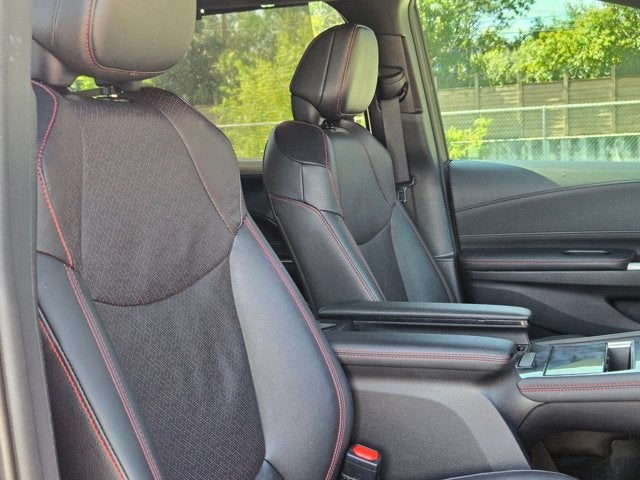 2025 Toyota Sienna XSE FWD 7-Passenger