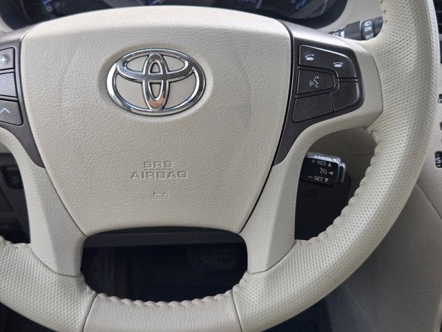 2013 Toyota Sienna XLE