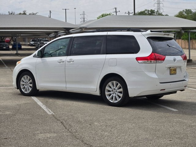 2013 Toyota Sienna XLE