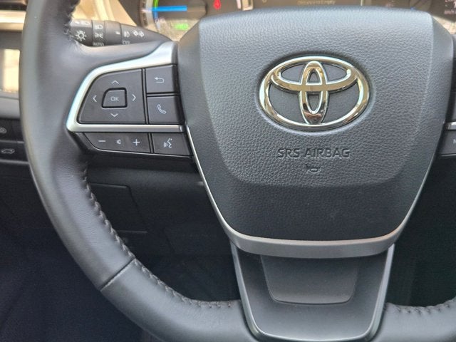 2025 Toyota Highlander Base