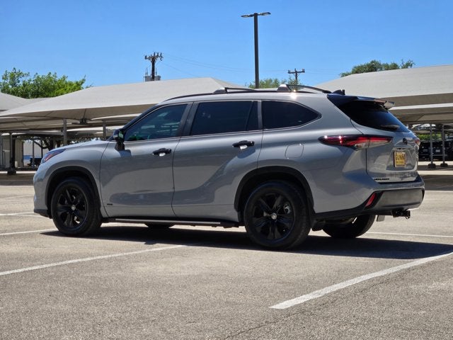 2025 Toyota Highlander Base