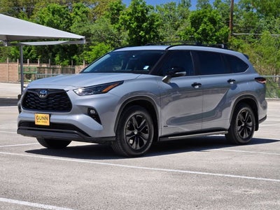 2025 Toyota Highlander Base