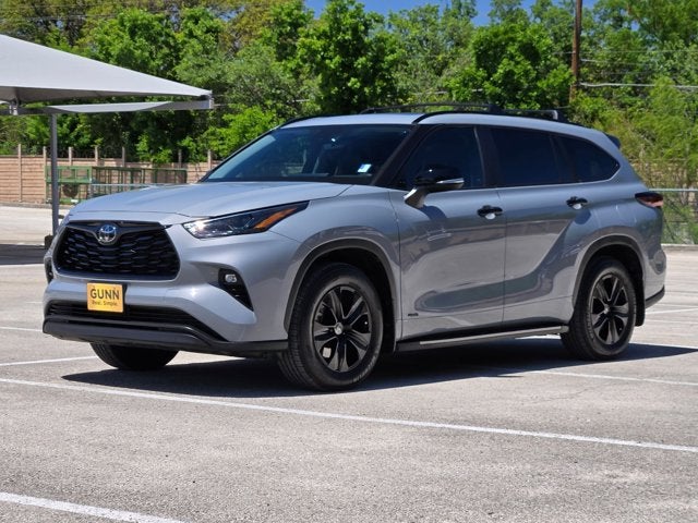 2025 Toyota Highlander Base