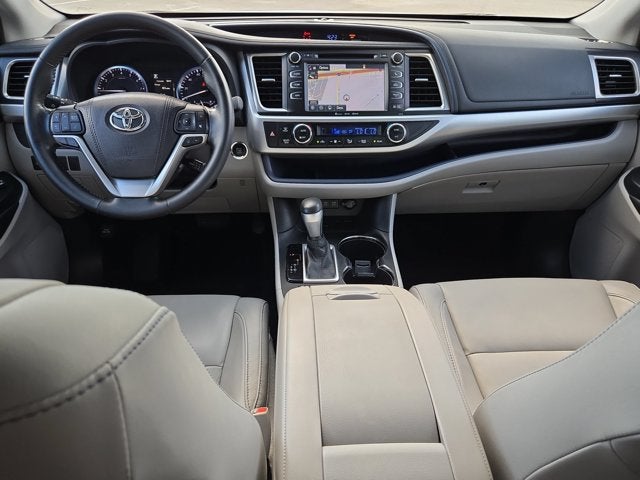 2017 Toyota Highlander XLE V6 FWD