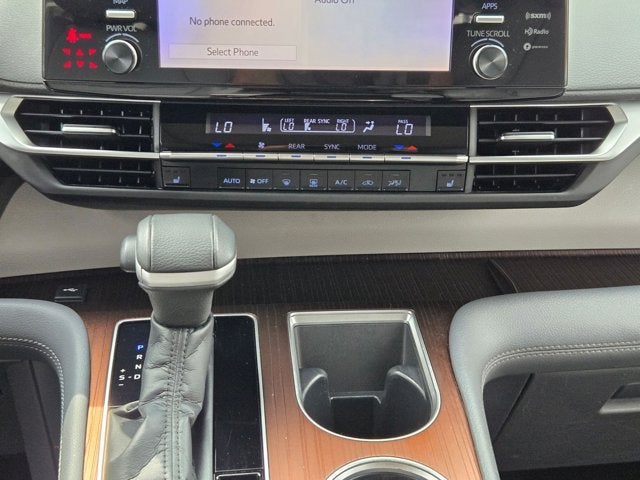 2022 Toyota Sienna XLE FWD 7-Passenger