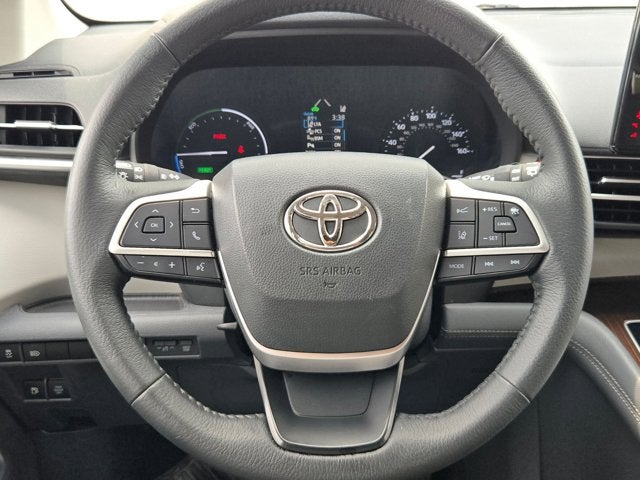 2022 Toyota Sienna XLE FWD 7-Passenger