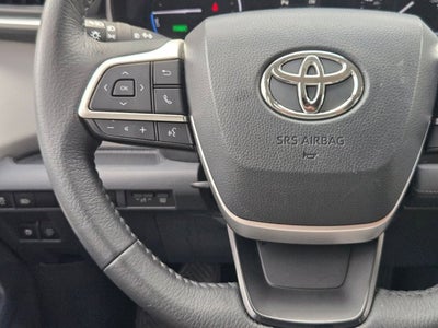 2022 Toyota Sienna XLE FWD 7-Passenger