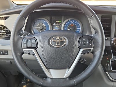 2020 Toyota Sienna Base