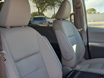 2020 Toyota Sienna Base
