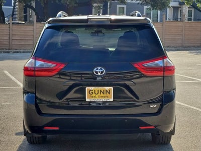 2020 Toyota Sienna Base