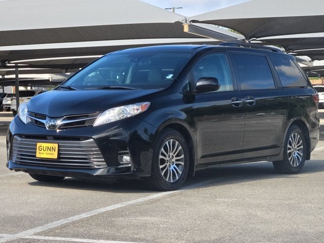 2020 Toyota Sienna Base