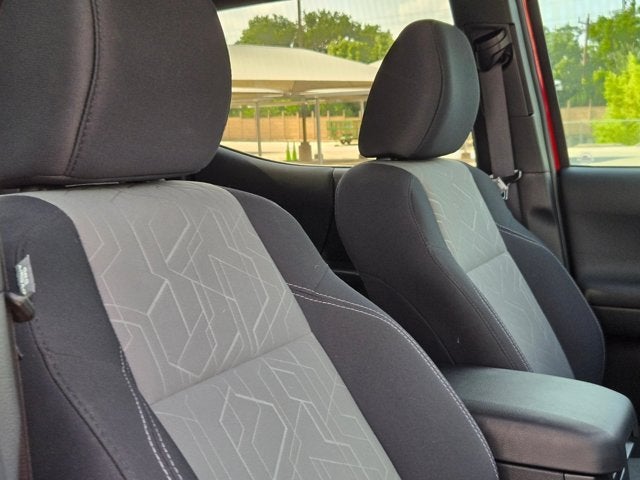 2021 Toyota Tacoma 4WD TRD Off Road Double Cab 5' Bed V6 AT