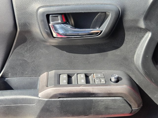 2021 Toyota Tacoma 4WD TRD Off Road Double Cab 5' Bed V6 AT