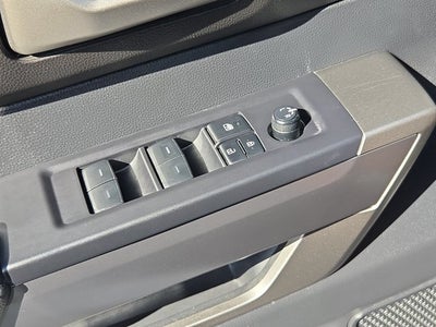 2022 Toyota Tundra 4WD SR5 Double Cab 6.5' Bed