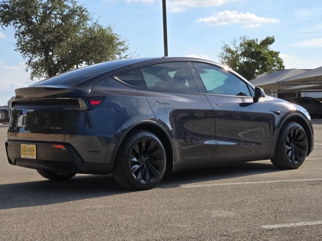2026 Tesla Model Y Base
