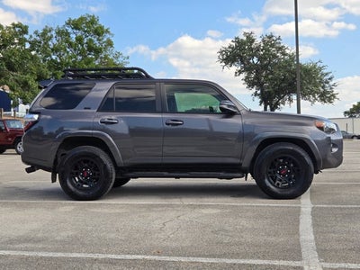 2022 Toyota 4Runner SR5 Premium 2WD