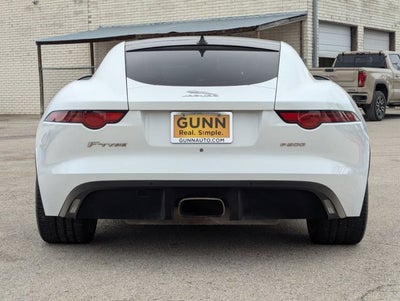 2019 Jaguar F-TYPE P300