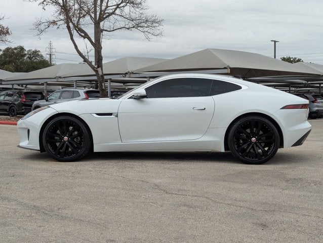 2019 Jaguar F-TYPE P300