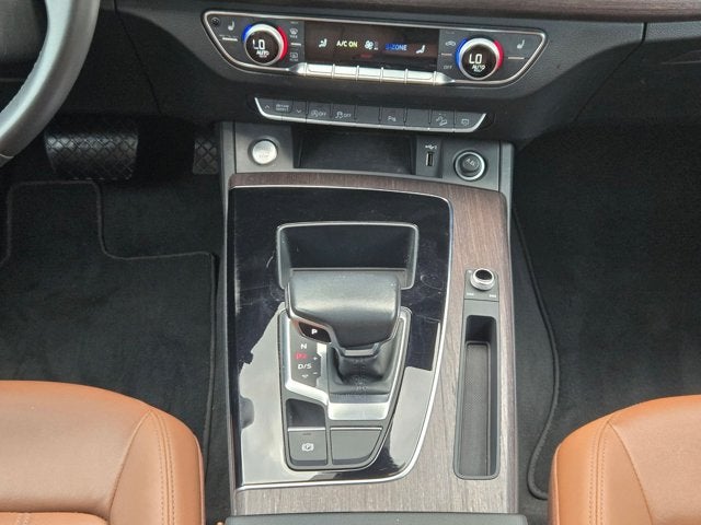 2022 Audi Q5 S line Premium 45 TFSI quattro