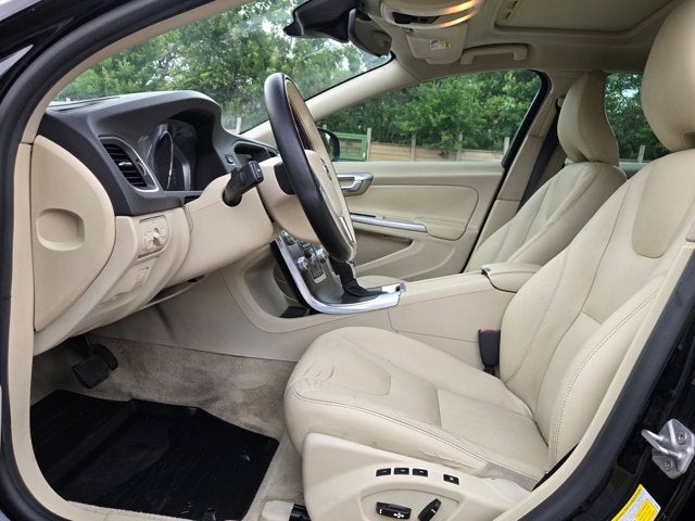 2015 Volvo S60 2015.5 4dr Sdn T5 Drive-E Premier FWD