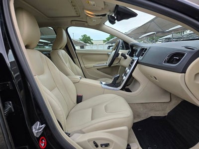 2015 Volvo S60 2015.5 4dr Sdn T5 Drive-E Premier FWD