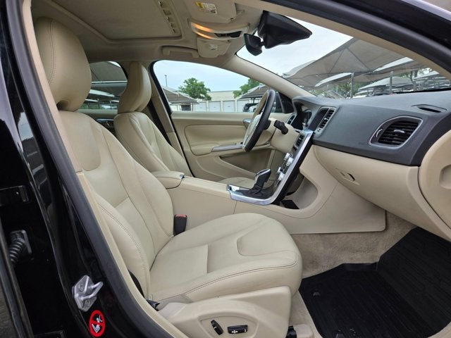 2015 Volvo S60 2015.5 4dr Sdn T5 Drive-E Premier FWD