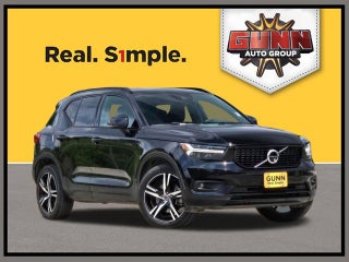 2021 Volvo XC40 T5 AWD R-Design