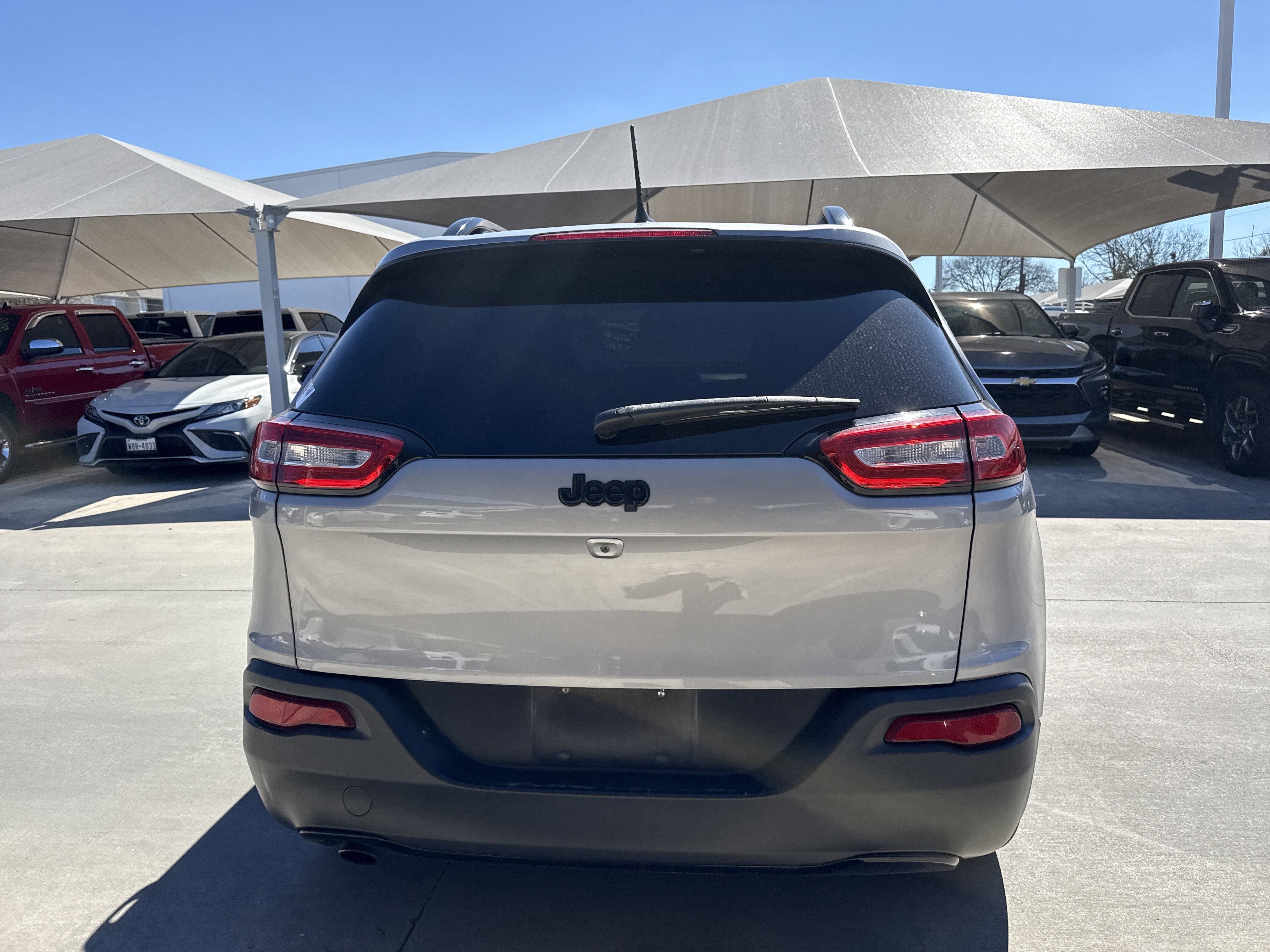 2018 Jeep CHEROKEE LATITUDE