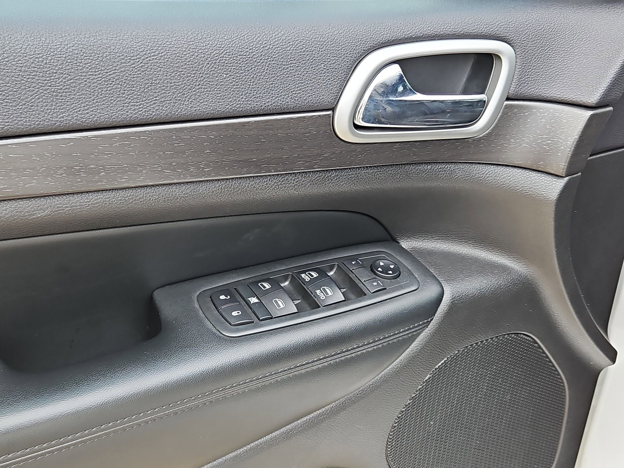 2018 Jeep GRAND CHEROKEE ALTITUDE