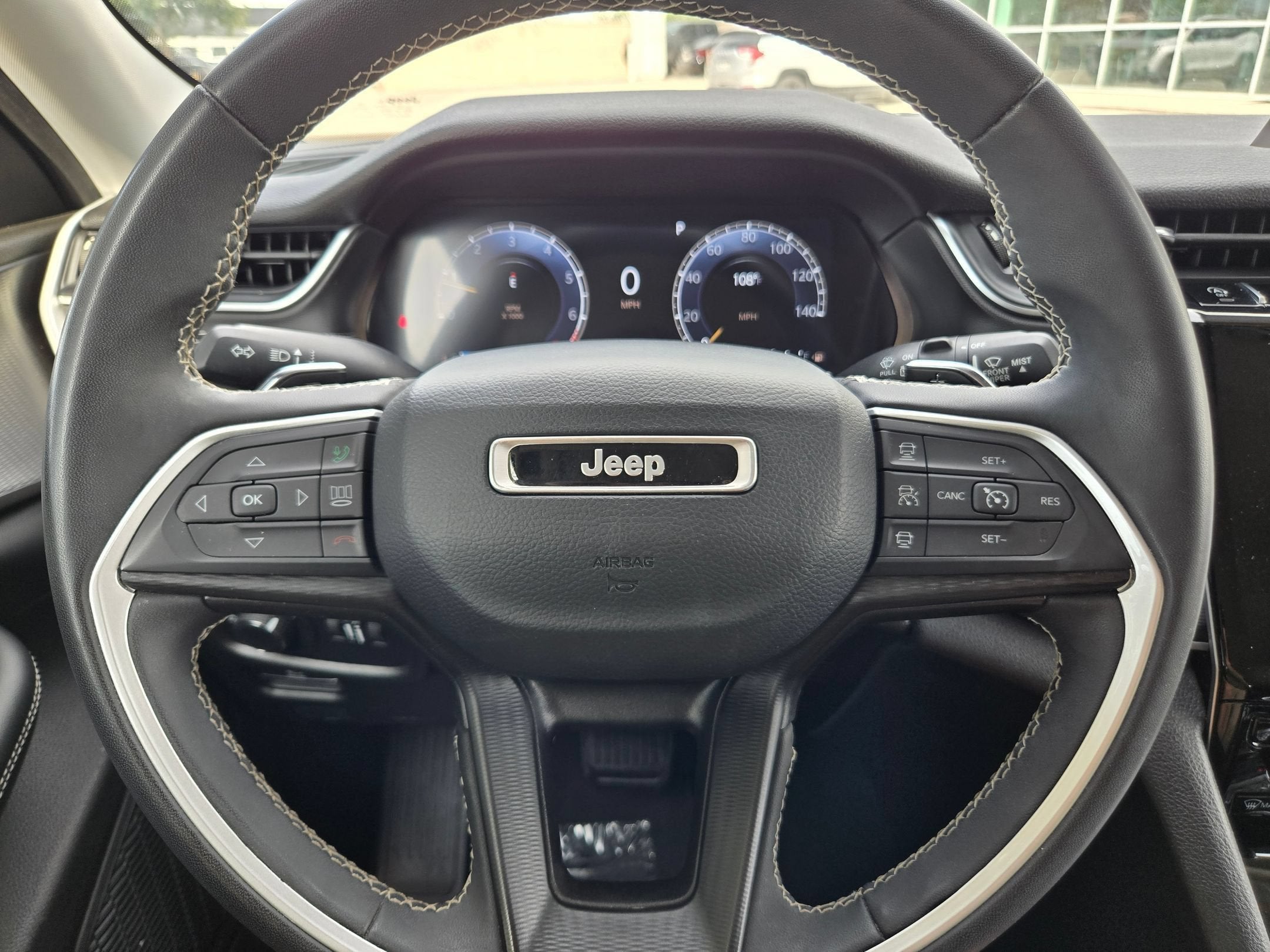 2023 Jeep GRAND CHEROKEE L 4WD