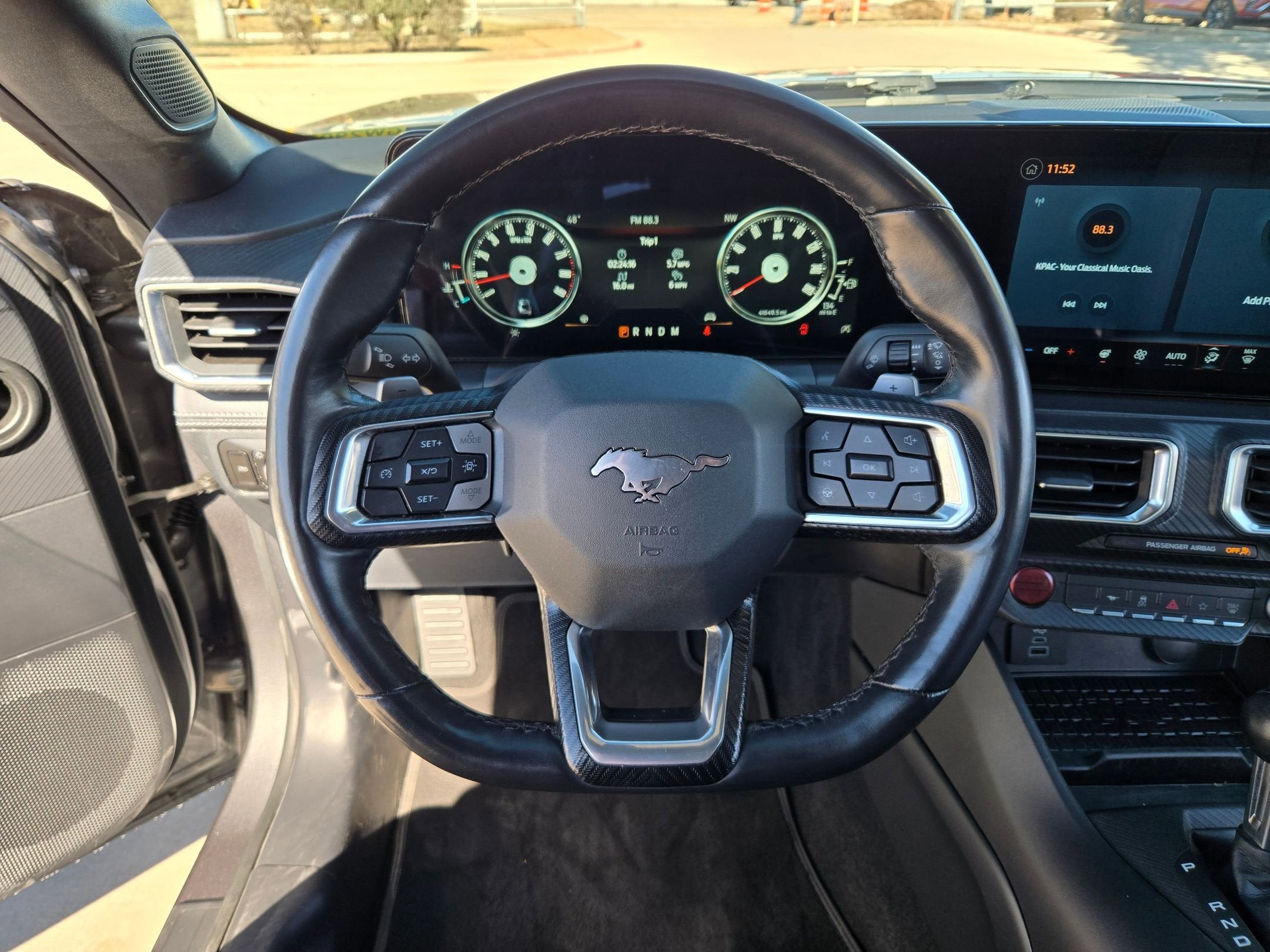 2024 Ford MUSTANG GT PREMIUM