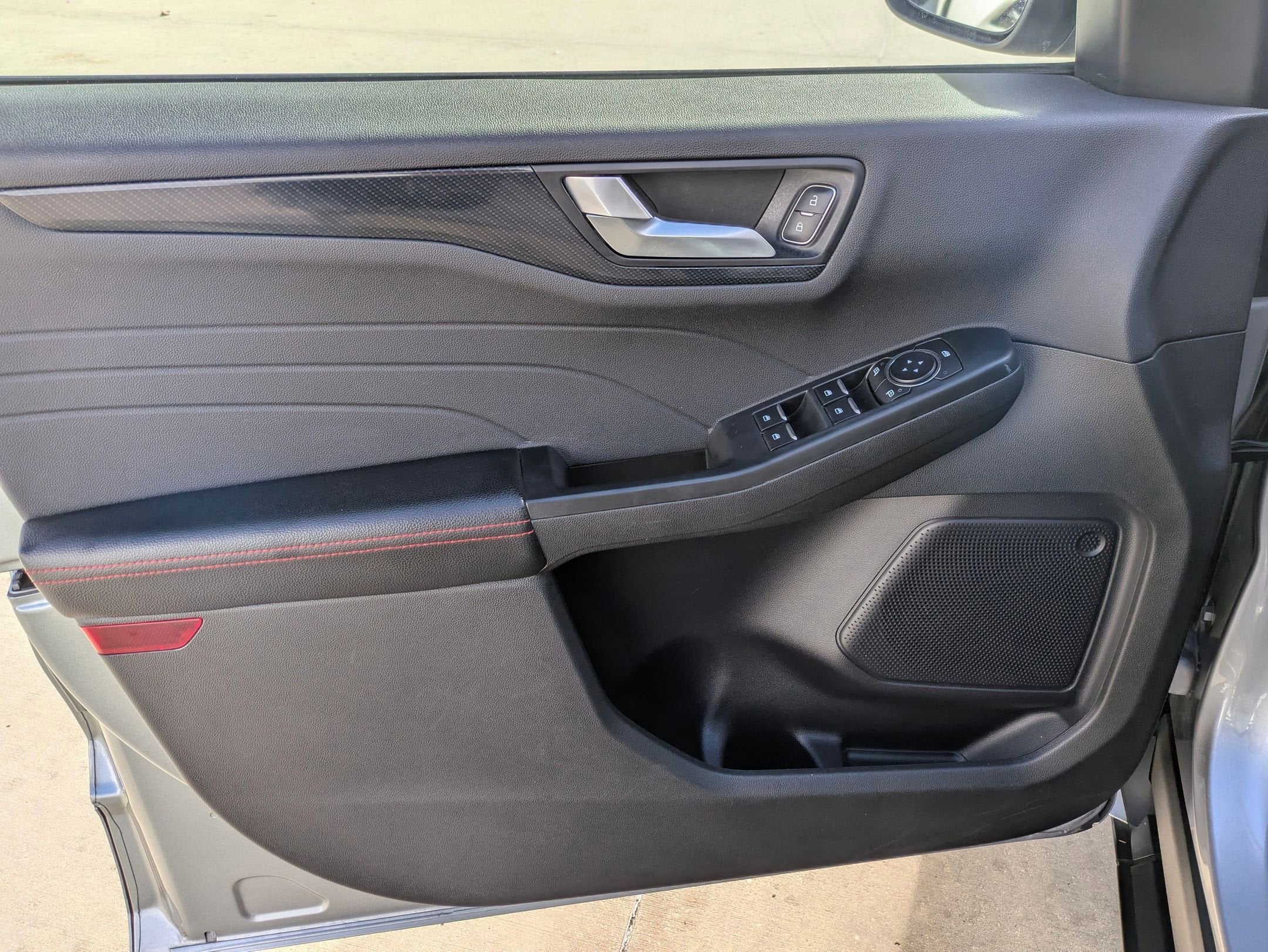 2024 Ford ESCAPE ST-LINE FWD