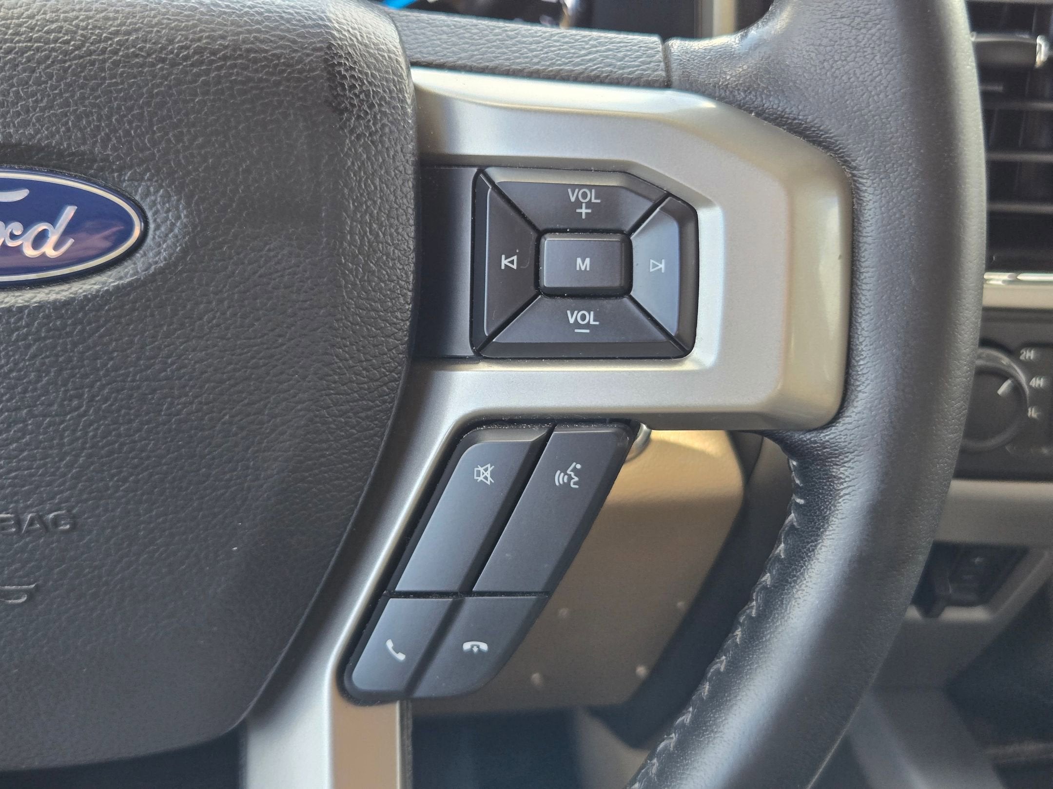2019 Ford F-250 SD LARIAT 4WD