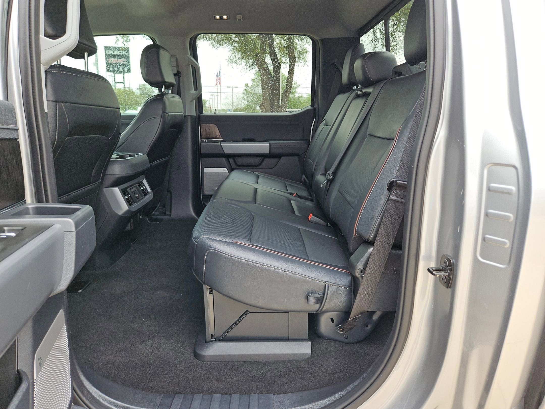 2024 Ford SUPER DUTY F-250 SRW LARIAT