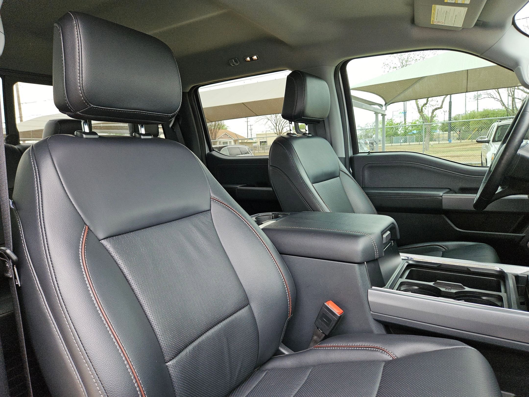 2024 Ford SUPER DUTY F-250 SRW LARIAT
