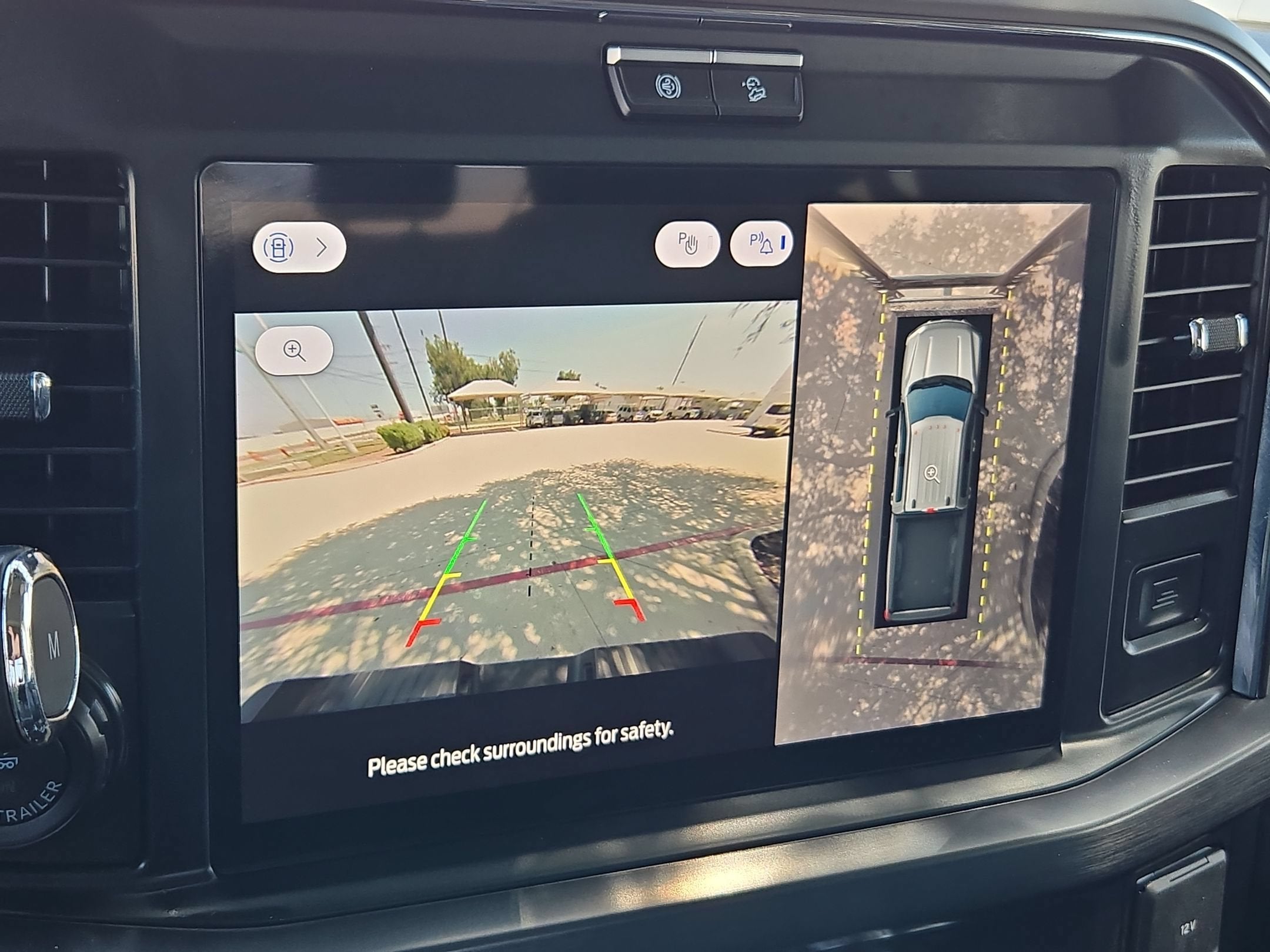 2025 Ford SUPER DUTY F-350 LARIAT SRW