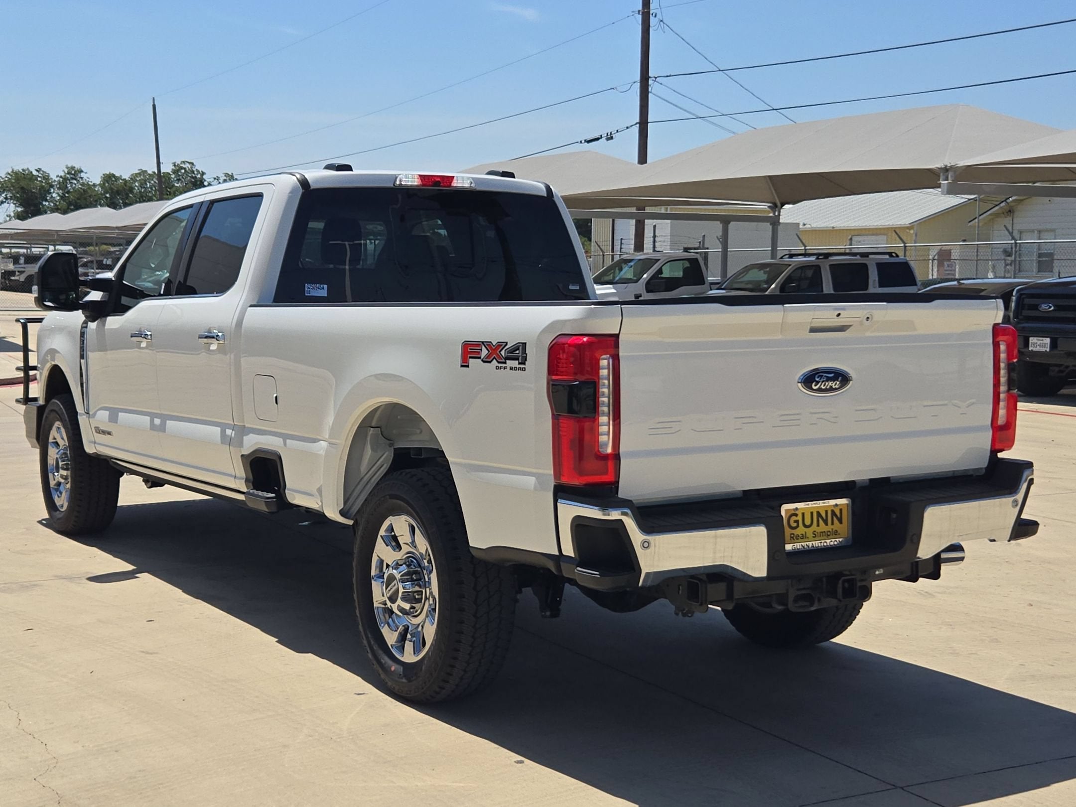 2025 Ford SUPER DUTY F-350 LARIAT SRW
