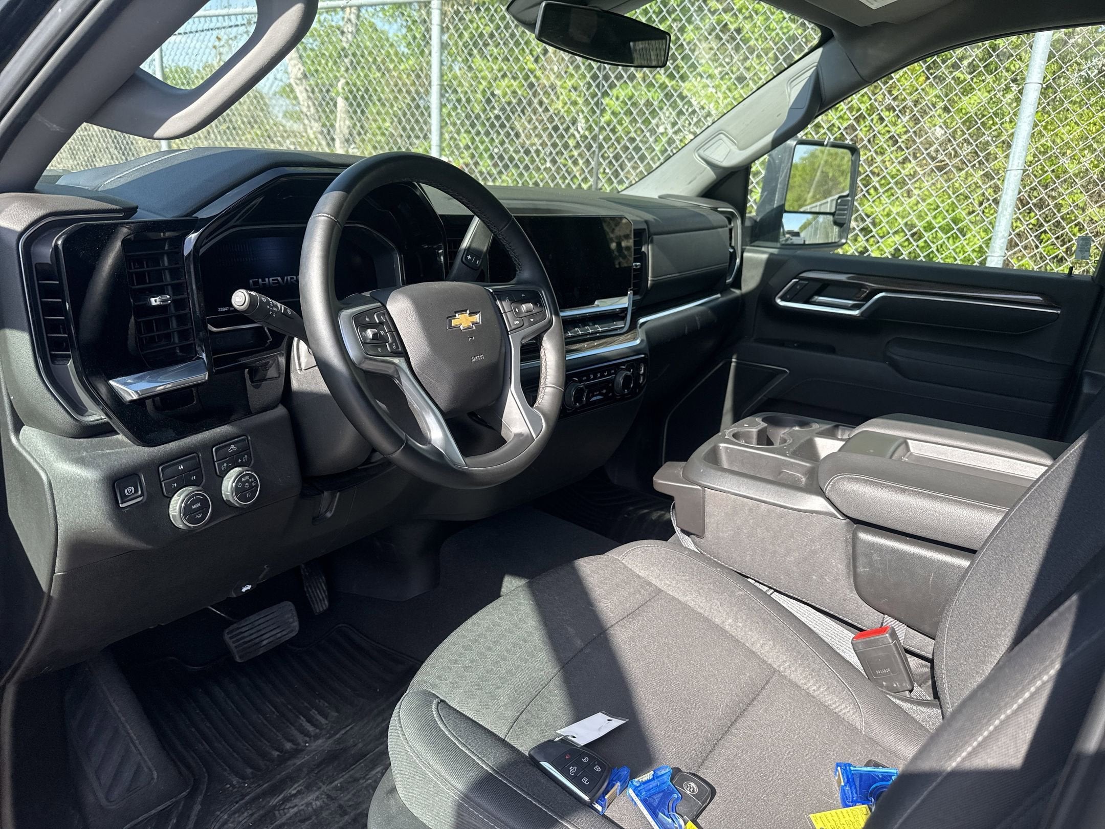 2025 Chevrolet SILVERADO 2500HD LT