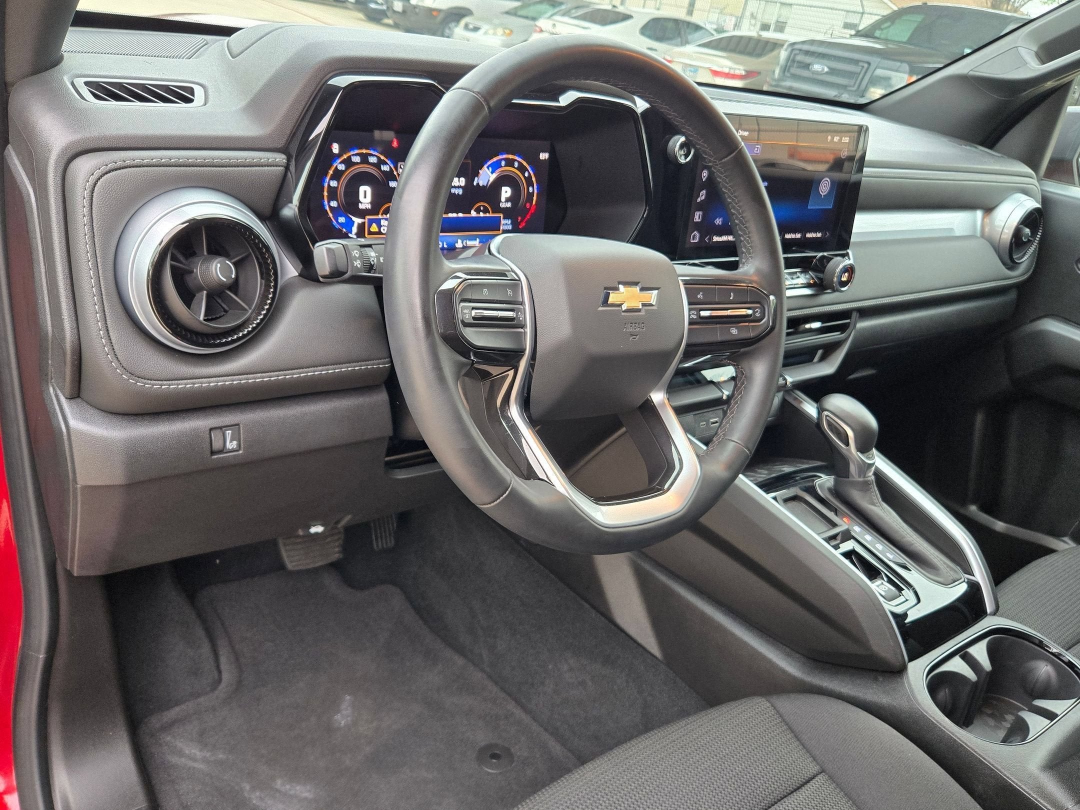 2024 Chevrolet COLORADO LT