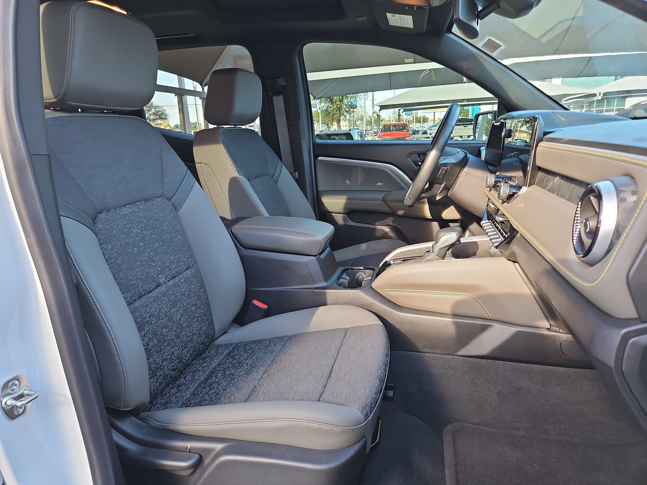 2024 Chevrolet COLORADO 4WD 4WD