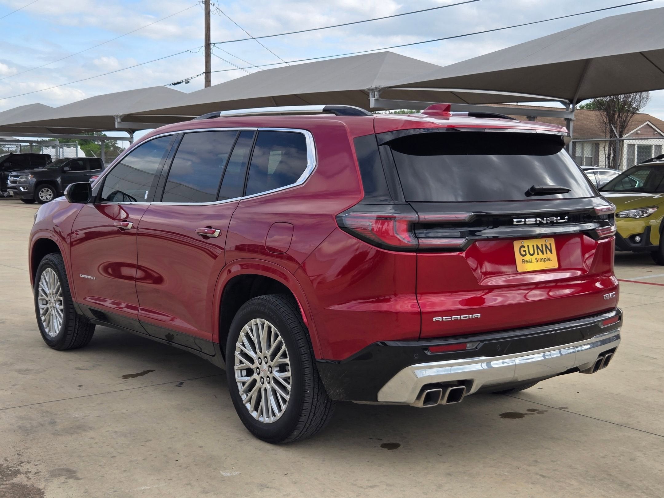 2024 GMC ACADIA DENALI