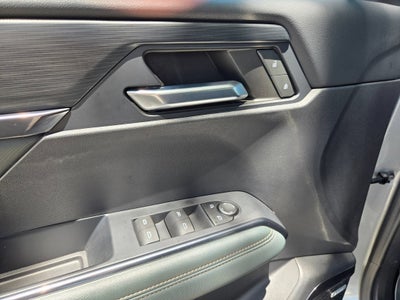 2024 GMC ACADIA AWD AT4