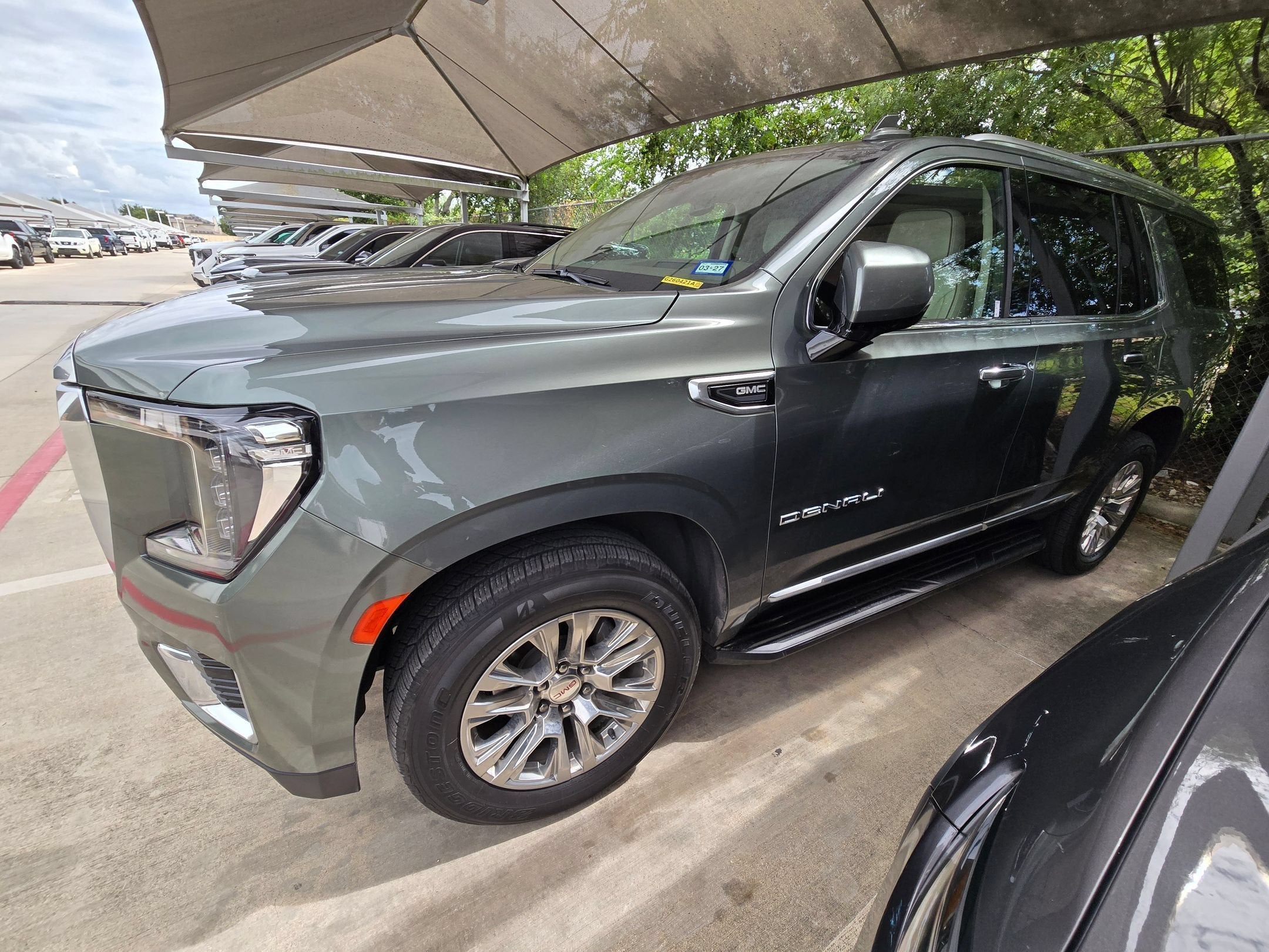 2023 GMC YUKON DENALI