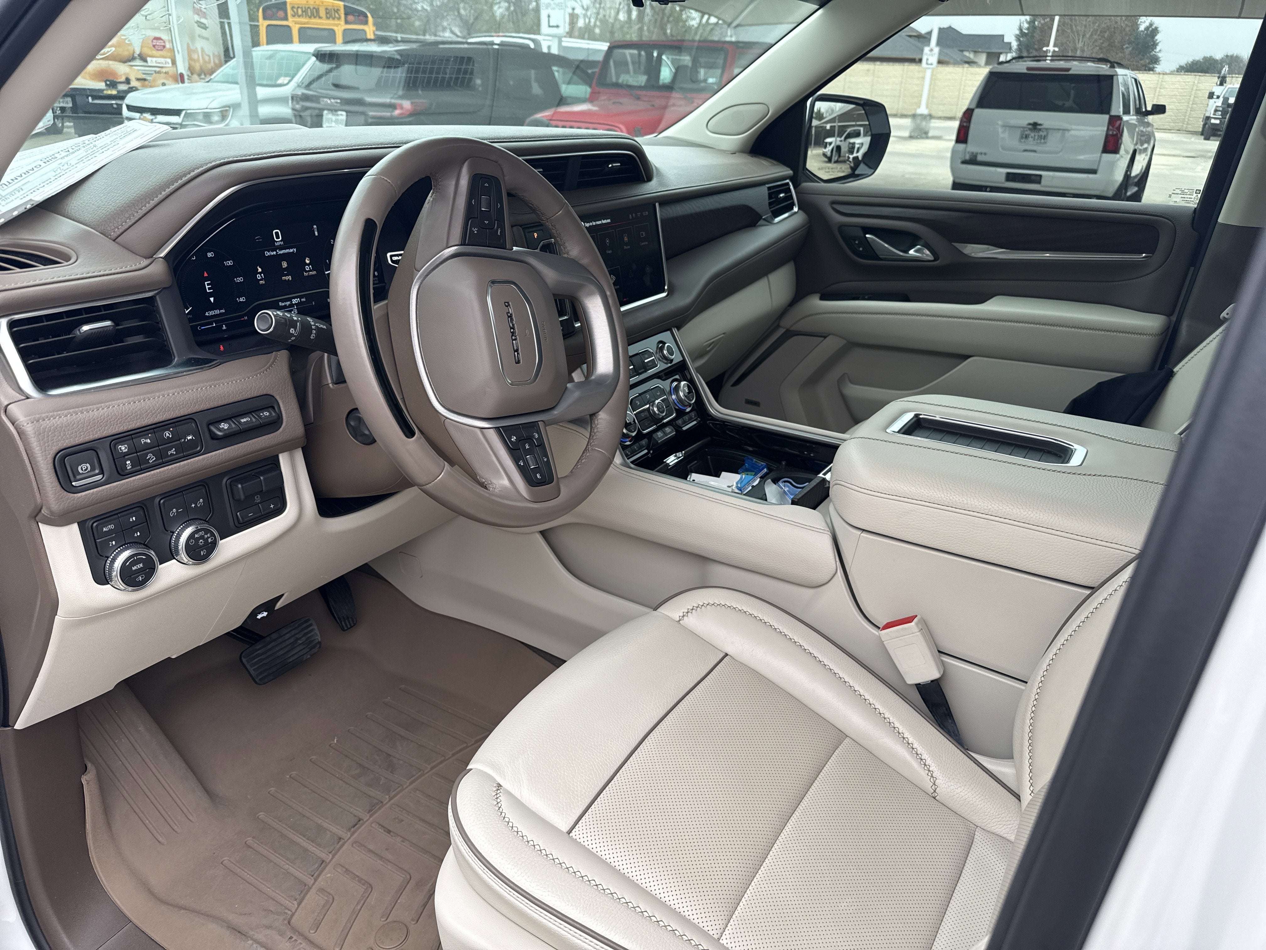 2024 GMC YUKON DENALI